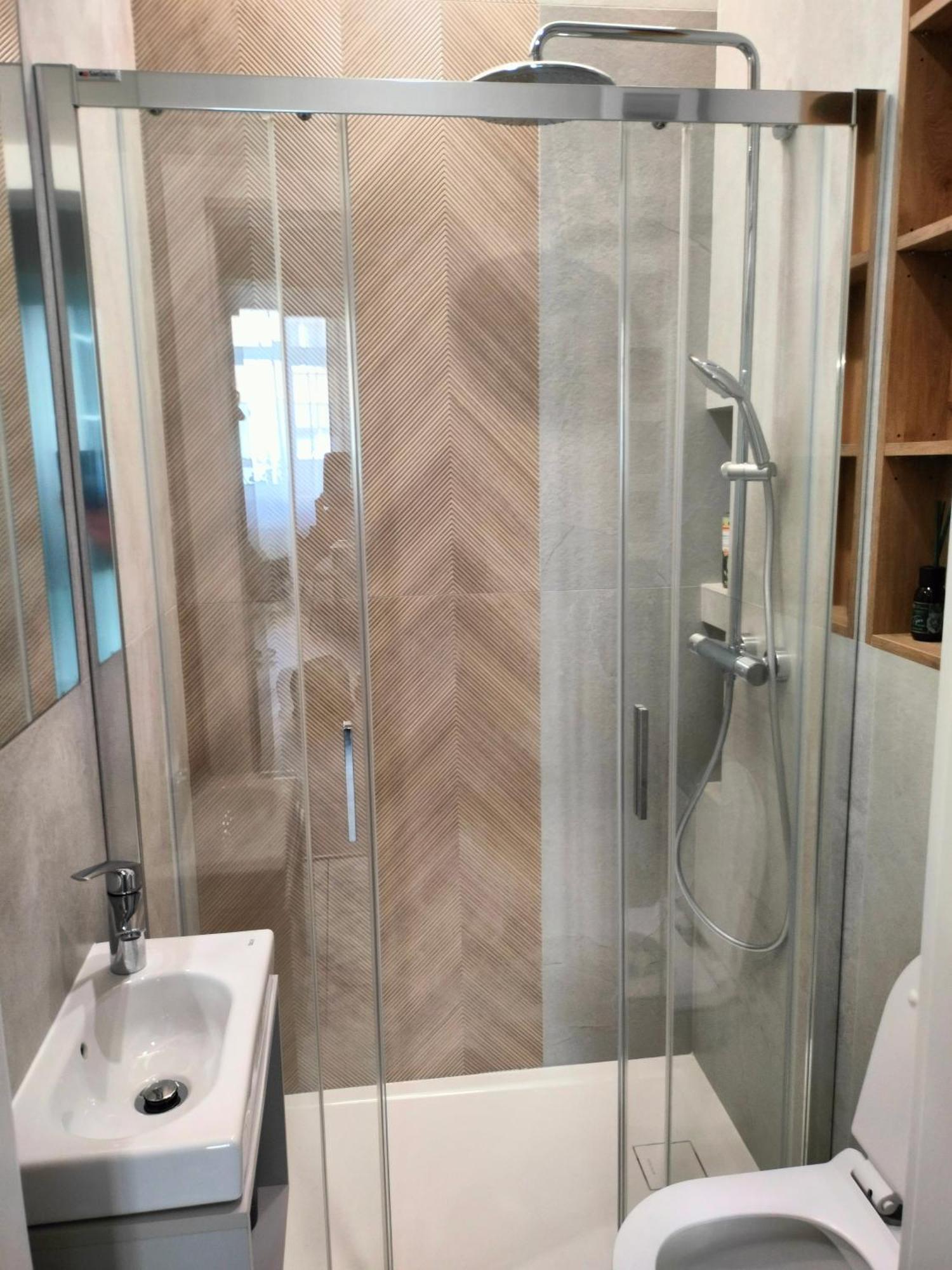 Apartament Paradise Zarzadzany Przez Gospodarza Osobe Fizyczna Self Check In Rzeszów Exterior foto