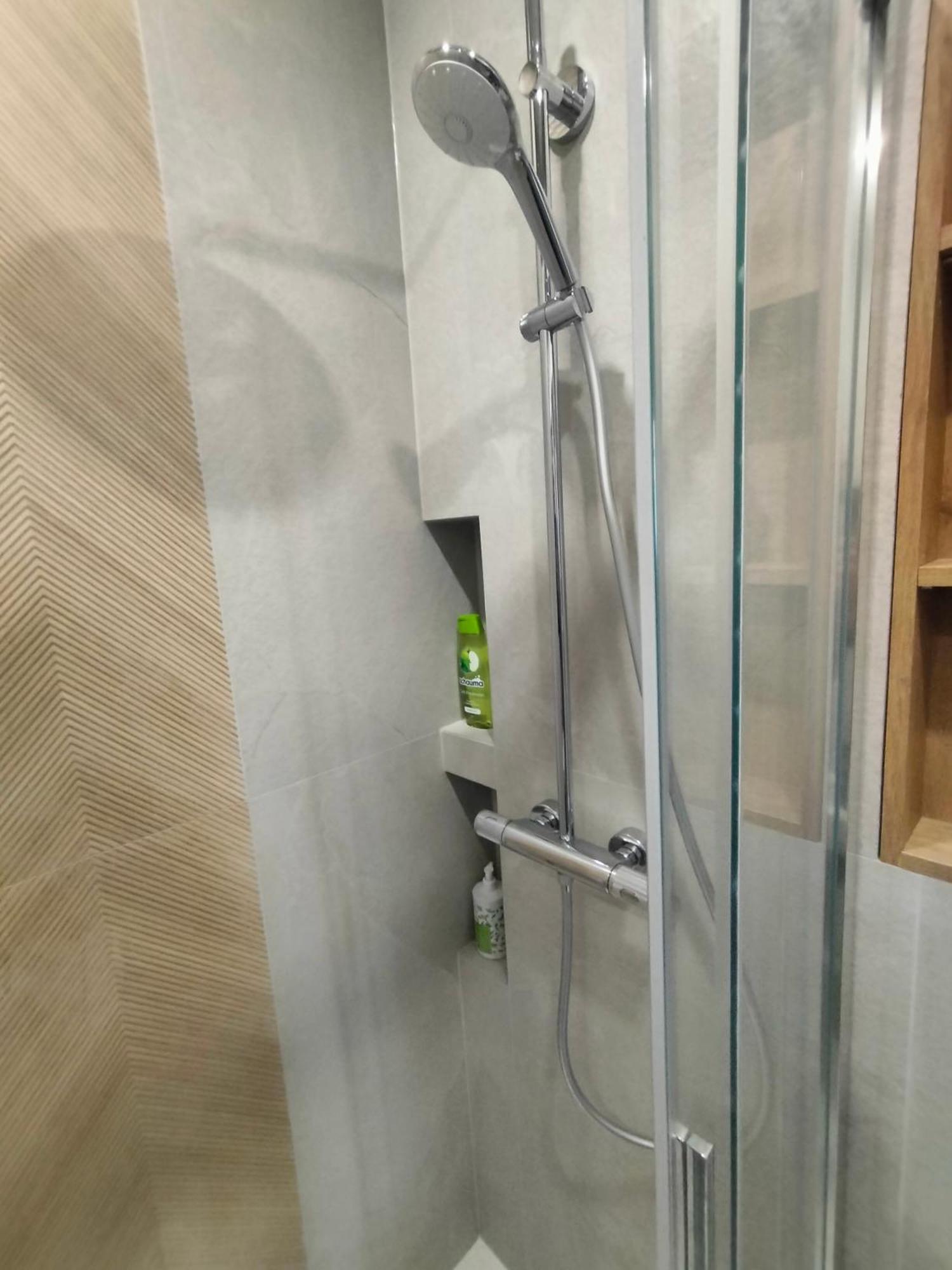 Apartament Paradise Zarzadzany Przez Gospodarza Osobe Fizyczna Self Check In Rzeszów Exterior foto